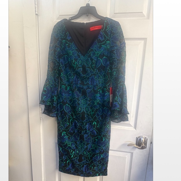 Carmen Marc Valvo Infusion Embroidered Sheath Dress In Blue - Picture 3 of 6